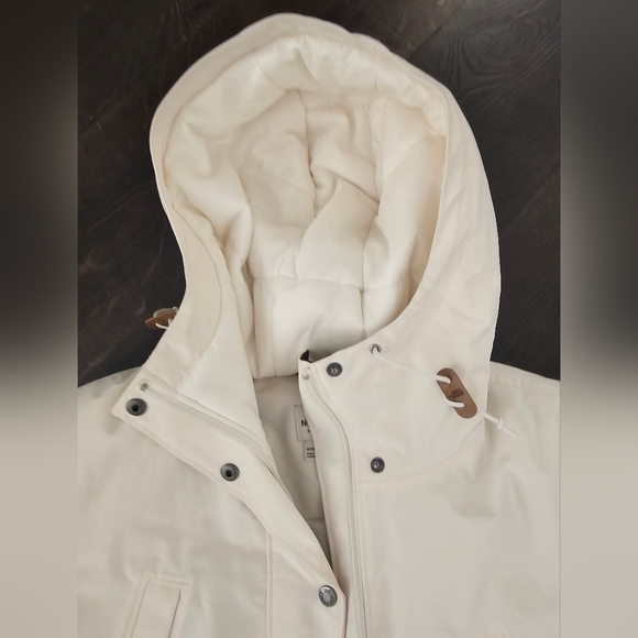 The North Face heavy coat - Picture 5 of 7